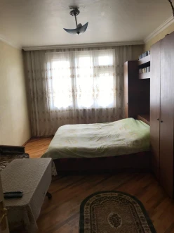 Satılır köhnə tikili 3 otaqlı 72 m², Elmlər Akademiyası m.-2