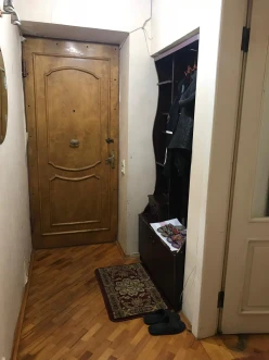 Satılır köhnə tikili 3 otaqlı 72 m², Elmlər Akademiyası m.-9