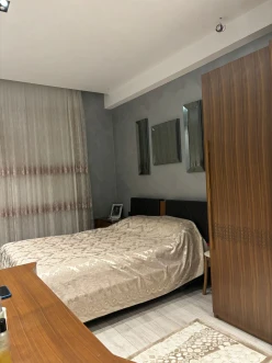 Satılır yeni tikili 3 otaqlı 107 m², İnşaatçılar m.-27