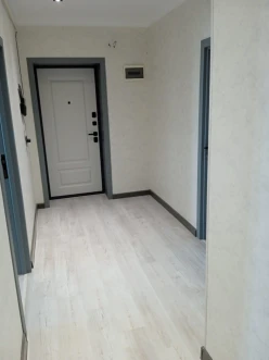 Satılır köhnə tikili 4 otaqlı 100 m²,  Zığ-7
