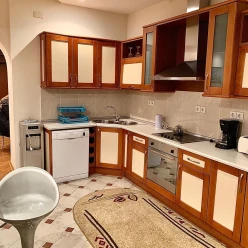 Satılır yeni tikili 3 otaqlı 168 m²,  28 May m.-10