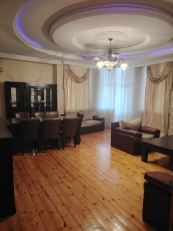 İcarə yeni tikili 3 otaqlı 132 m²,  Gənclik m.-2