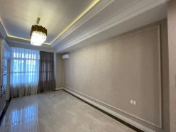 Satılır yeni tikili 4 otaqlı 221 m², Şah İsmayıl Xətai m.-12 Satılır yeni tikili 4 otaqlı 221 m², Şah İsmayıl Xətai m.-12