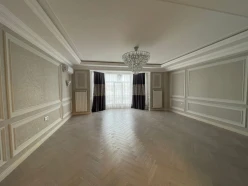 Satılır yeni tikili 4 otaqlı 221 m², Şah İsmayıl Xətai m.-5 Satılır yeni tikili 4 otaqlı 221 m², Şah İsmayıl Xətai m.-5