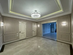 Satılır yeni tikili 4 otaqlı 221 m², Şah İsmayıl Xətai m.-5