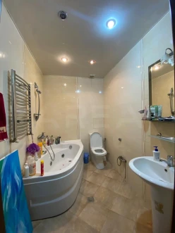 Satılır yeni tikili 3 otaqlı 130 m², Yasamal r.-6