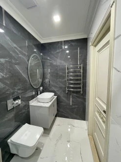 Satılır yeni tikili 4 otaqlı 221 m², Şah İsmayıl Xətai m.-9