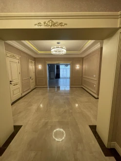 Satılır yeni tikili 4 otaqlı 221 m², Şah İsmayıl Xətai m.-12