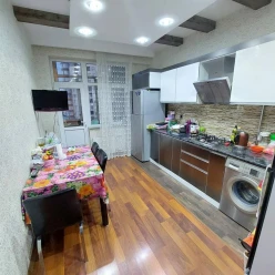 Satılır yeni tikili 3 otaqlı 122 m², Yeni Yasamal q.-5