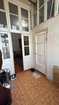 Satılır köhnə tikili 3 otaqlı 70 m², Bayıl q.-8