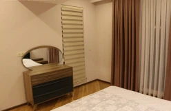 İcarə yeni tikili 4 otaqlı 180 m², Səbail r.-8