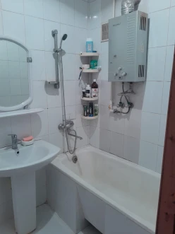 Satılır köhnə tikili 3 otaqlı 56 m², Yeni Yasamal q.-7