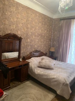 Satılır köhnə tikili 3 otaqlı 60 m², Yasamal r.-4