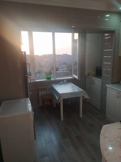 Satılır köhnə tikili 3 otaqlı 70 m², Yeni Yasamal q.-5