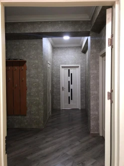 Satılır yeni tikili 2 otaqlı 138 m², İnşaatçılar m.-4