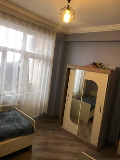 Satılır yeni tikili 2 otaqlı 138 m², İnşaatçılar m.-26