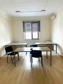 İcarə ofis 4 otaqlı 148 m²,  Xətai-2