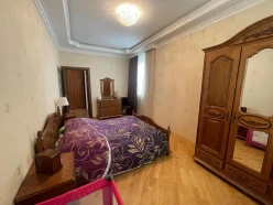 Satılır yeni tikili 3 otaqlı 120 m²,  İnşaatçılar m.-8