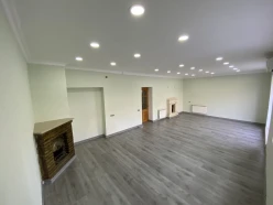 İcarə obyekt 100 m²,  28 May m.-2