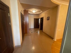 Satılır yeni tikili 3 otaqlı 120 m²,  İnşaatçılar m.-18