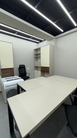 İcarə ofis 3 otaqlı 115 m²,  Gənclik m.-5