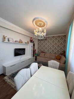 Satılır yeni tikili 2 otaqlı 60 m²,  İnşaatçılar m.-3