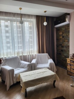 Satılır yeni tikili 3 otaqlı 101 m², 28 May m.-2 Satılır yeni tikili 3 otaqlı 101 m², 28 May m.-2