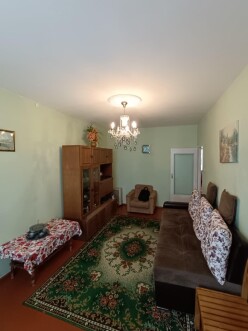 Satılır köhnə tikili 3 otaqlı 72 m²,  Elmlər Akademiyası m.