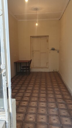 Satılır obyekt 20 m², İnşaatçılar m.-2 Satılır obyekt 20 m², İnşaatçılar m.-2