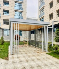 Satılır yeni tikili 4 otaqlı 195 m²,  28 May m.-6