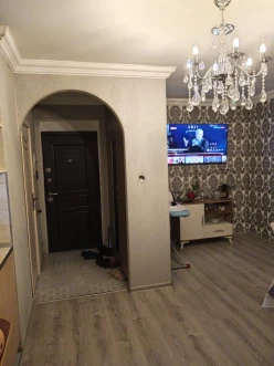 Satılır yeni tikili 3 otaqlı 74 m², İnşaatçılar m.-18