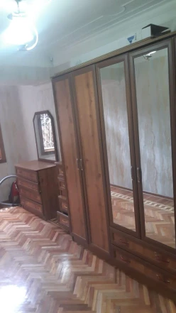 Satılır köhnə tikili 3 otaqlı 85 m², Gənclik m.-9