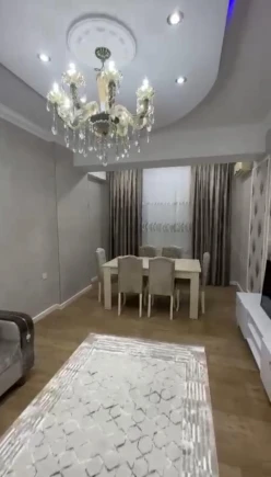 {"az": "Satılır yeni tikili 2 otaqlı 63 m², İnşaatçılar m.", "en": "Sale new building 2 rooms 63 m²,  Insaatchilar m.", "ru": "Продан Новое здание 2 Комнаты 63 m²,  Иншаатчылар м."}-13