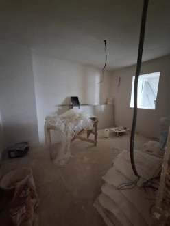 İcarə köhnə tikili 3 otaqlı 90 m²,  28 May m.-4