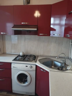 İcarə köhnə tikili 2 otaqlı 60 m², İnşaatçılar m.-5