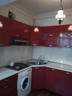 İcarə köhnə tikili 2 otaqlı 60 m², İnşaatçılar m.-6