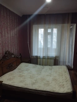 İcarə köhnə tikili 2 otaqlı 60 m², İnşaatçılar m.-2