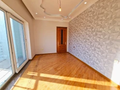 Satılır yeni tikili 4 otaqlı 210 m², 20 yanvar m.-20