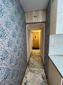 Satılır köhnə tikili 2 otaqlı 50 m², Neftçilər m.-21