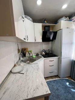 Satılır köhnə tikili 2 otaqlı 50 m², Neftçilər m.-6