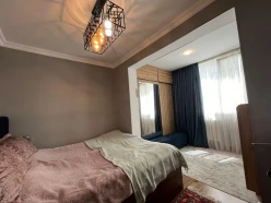 Satılır köhnə tikili 2 otaqlı 50 m², Neftçilər m.-19