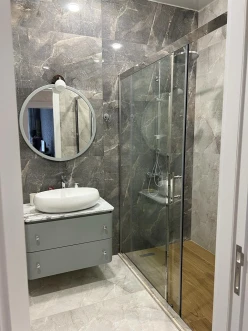 Satılır yeni tikili 3 otaqlı 147 m², İnşaatçılar m.-14