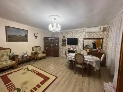 Satılır ev/villa 6 otaqlı 210 m², Xutor q.-10