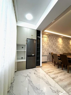 İcarə yeni tikili 3 otaqlı 100 m², İnşaatçılar m.-6