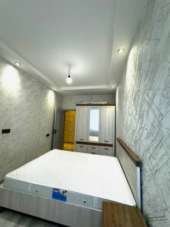 İcarə yeni tikili 3 otaqlı 100 m², İnşaatçılar m.-10