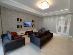 İcarə yeni tikili 4 otaqlı 180 m², Nizami m.-5