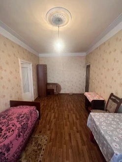 Satılır köhnə tikili 5 otaqlı 120 m², İnşaatçılar m.-5