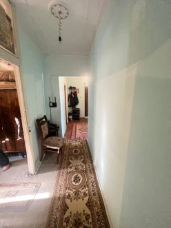 Satılır köhnə tikili 5 otaqlı 120 m², İnşaatçılar m.-24