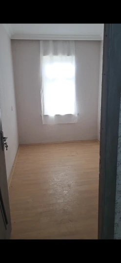 Satılır köhnə tikili 2 otaqlı 65 m², Şəmkir-17 Satılır köhnə tikili 2 otaqlı 65 m², Şəmkir-17