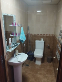 İcarə yeni tikili 2 otaqlı 80 m², İnşaatçılar m.-10